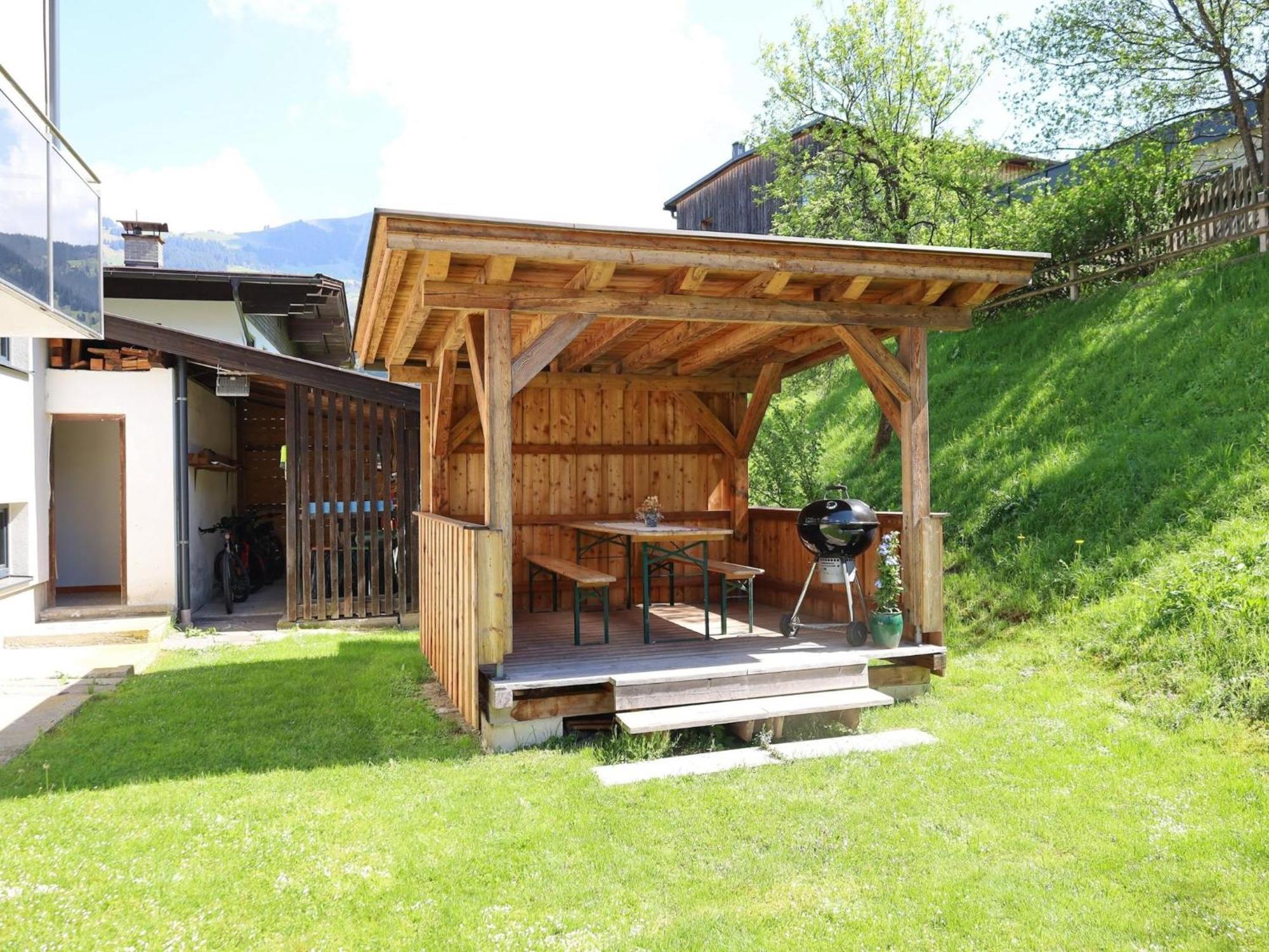 Resi Schorsch Lisi Sepp Top 1-4 Hopfgarten im Brixental Buitenkant foto