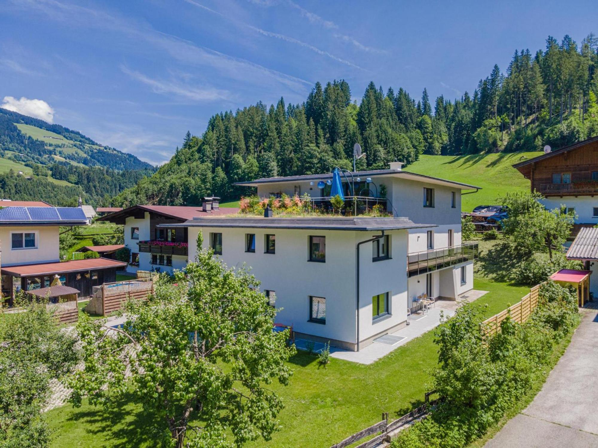 Resi Schorsch Lisi Sepp Top 1-4 Hopfgarten im Brixental Buitenkant foto
